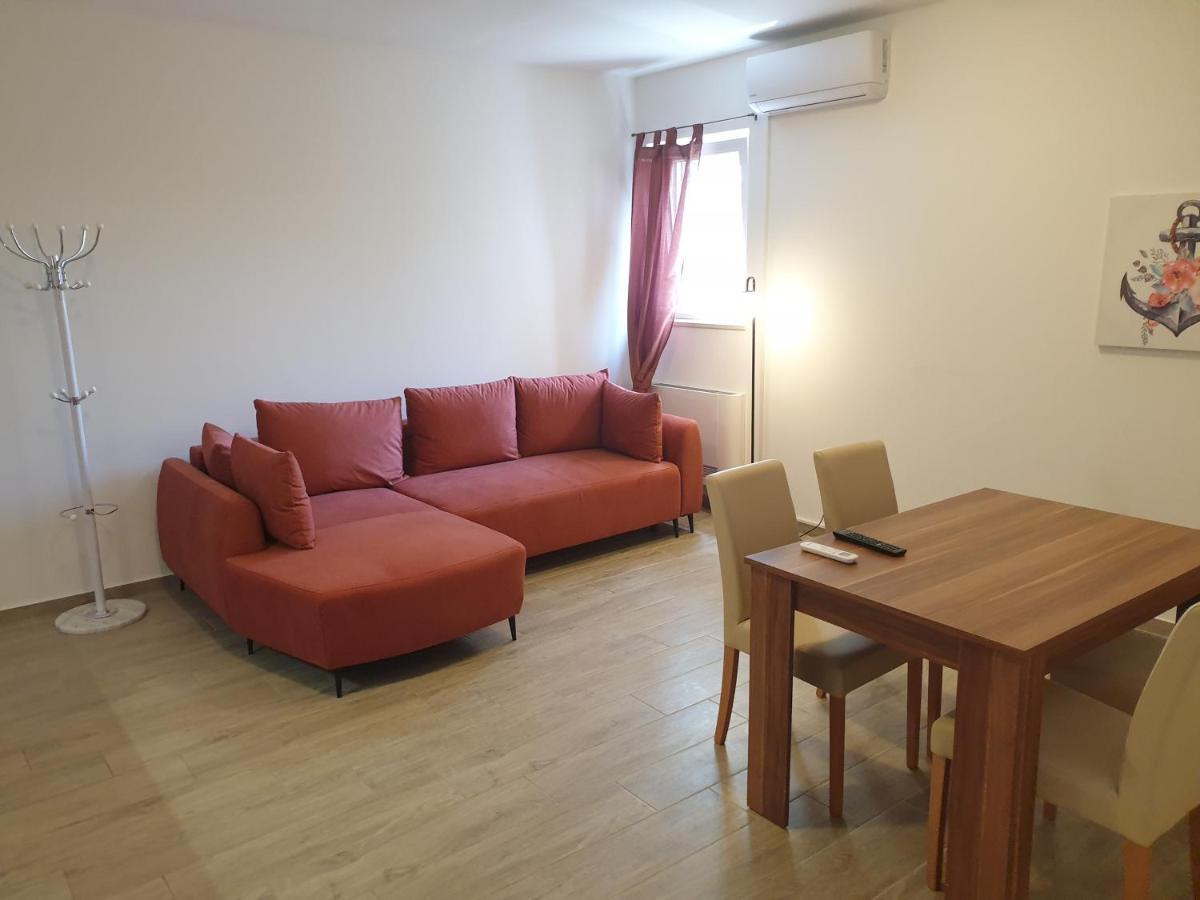 Apartments Valeria Divsici Exterior photo